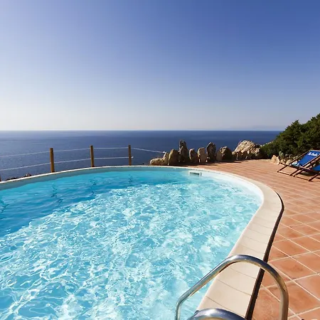 Residenze Borgo Dei Fiori * كوستا باراديسو